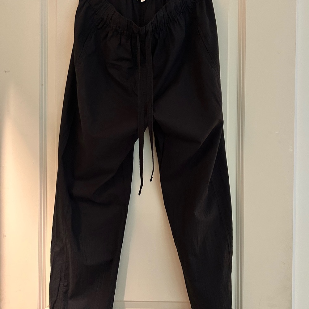 XiRENA Men's Black Joggers
